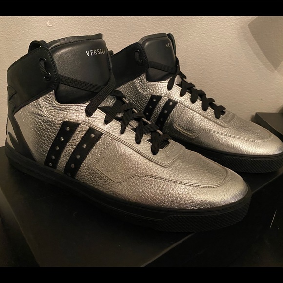 versace shoes men price